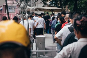 南京市民遭遇核酸检测难题.南京市民遭遇核酸检测难题视频