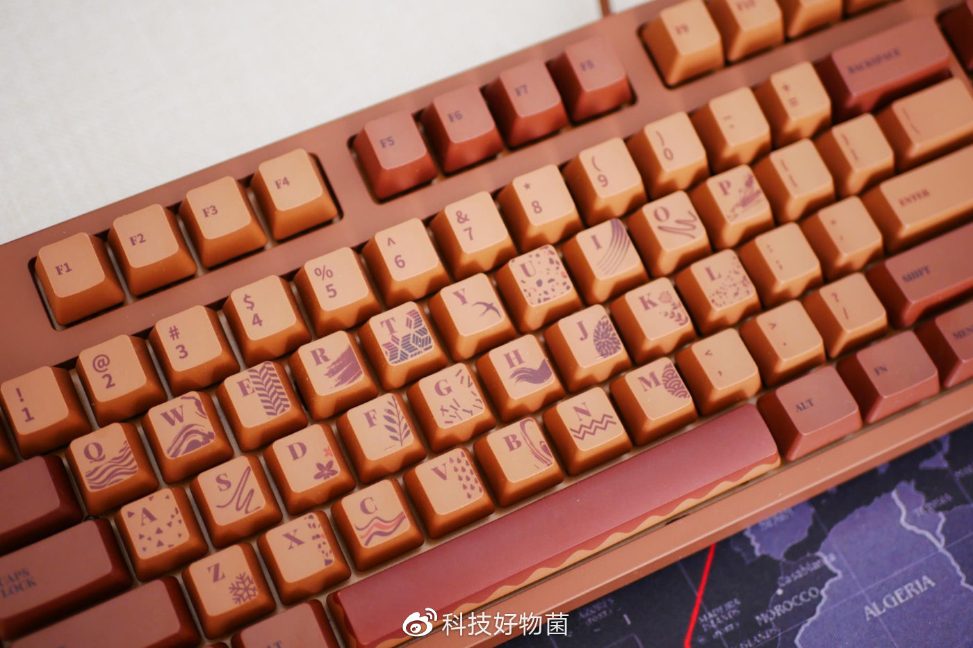 玩家必读“闲逸碰胡软件透视挂免费”分享装挂技巧步骤-第2张图片