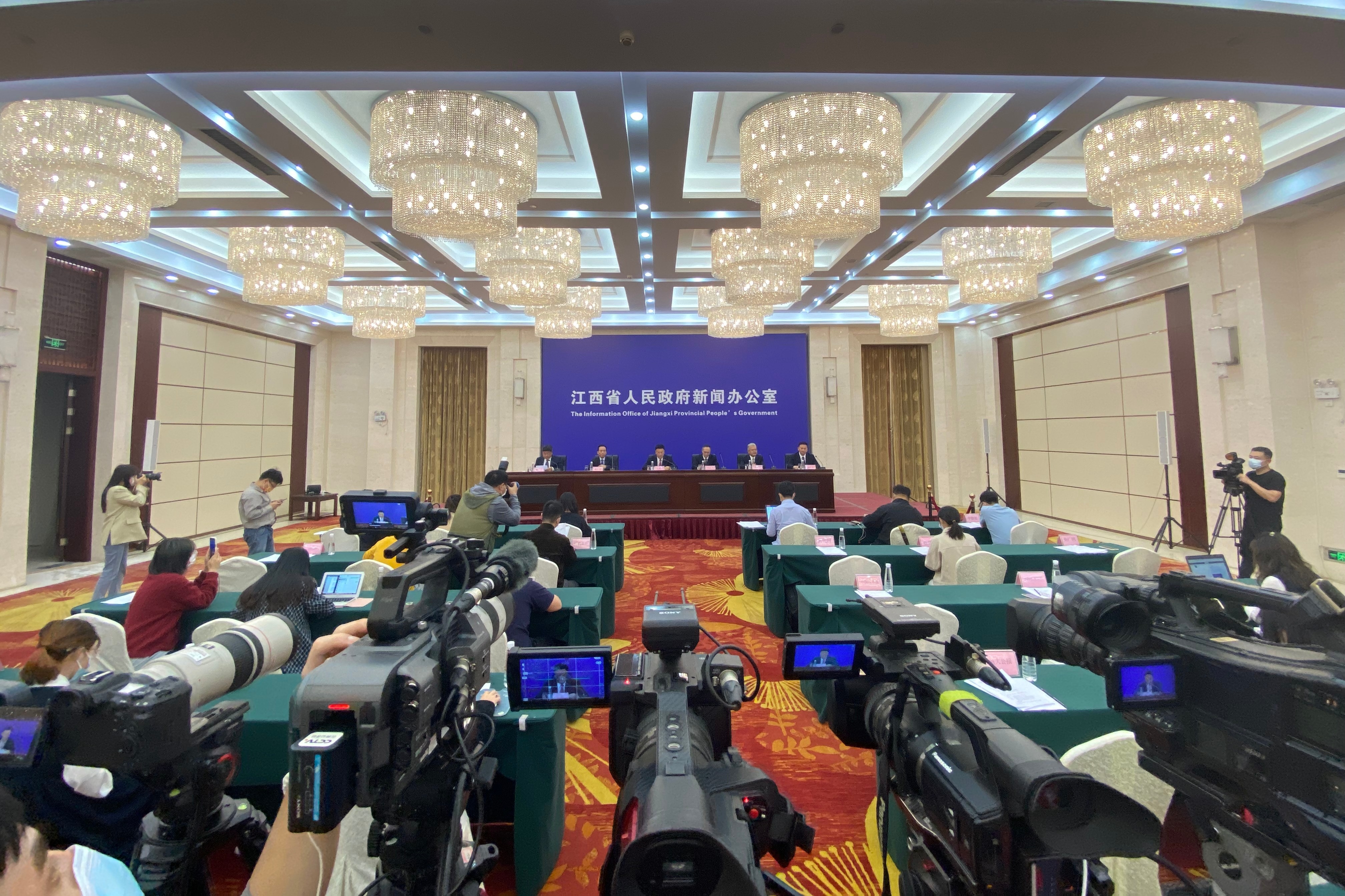 南京疫情发布会-南京新冠肺炎疫情发布会-第1张图片