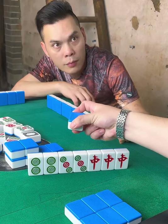 推荐必备“微乐河南麻将怎么才会赢	”开挂通用版（必备神器）-第1张图片