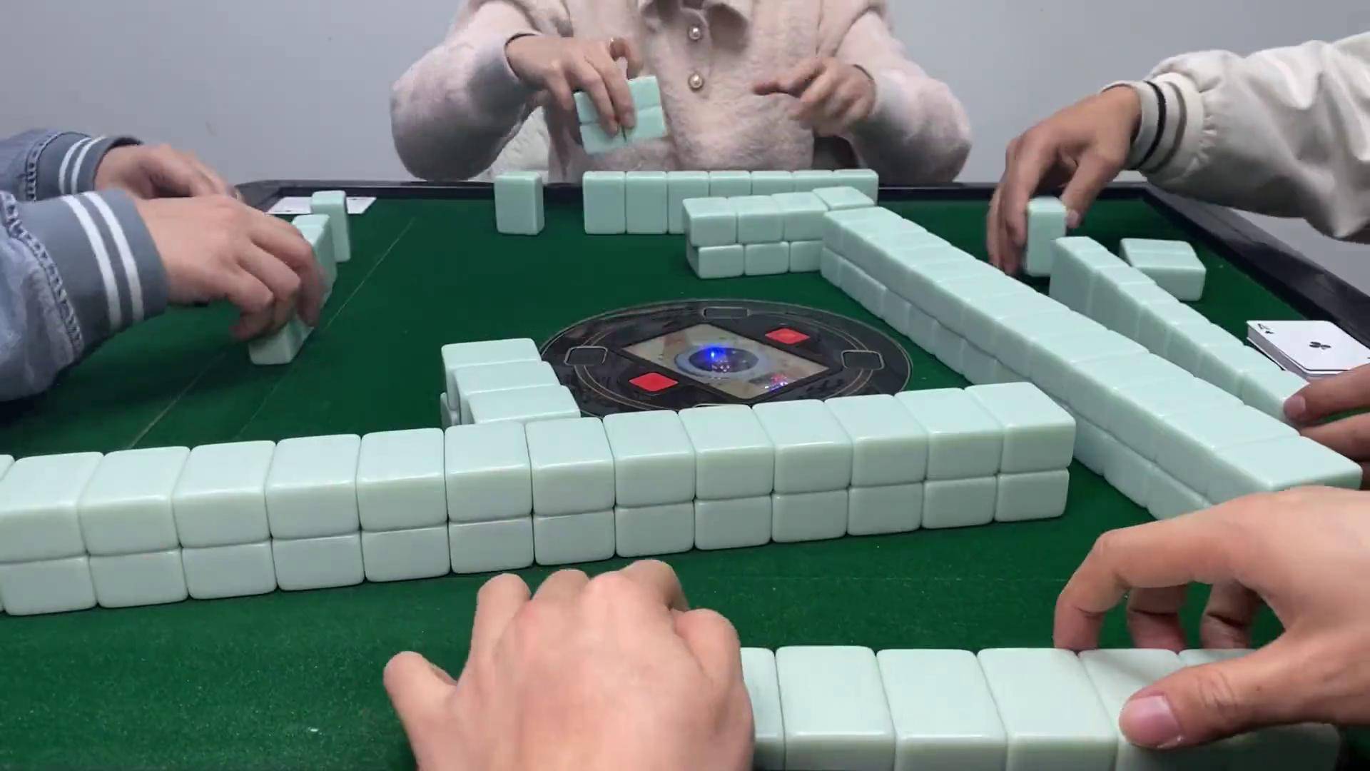 今日盘点“微乐贵州捉鸡麻将跑得快总输咋回事”必赢神器通用版-第2张图片