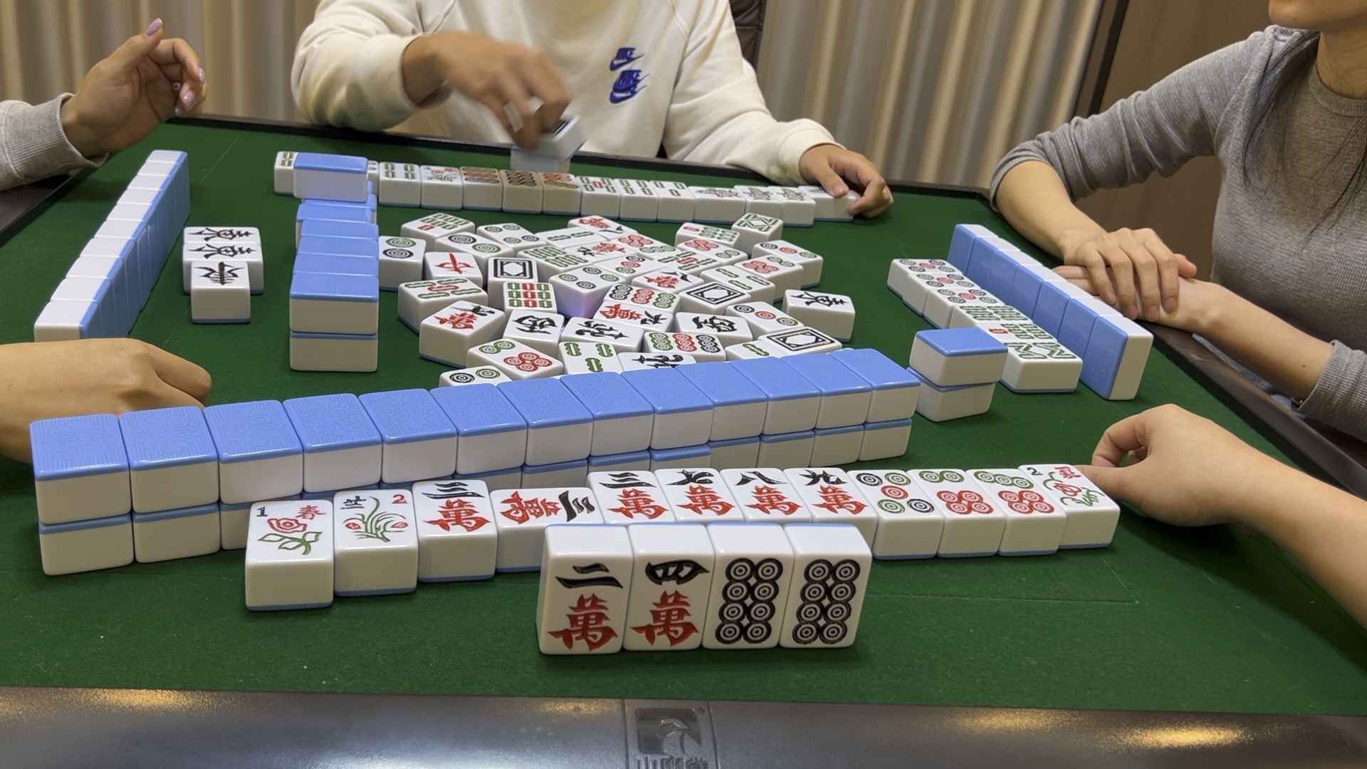 推荐一款“海南微乐麻将可以装挂吗”万能开挂器通用版-第1张图片